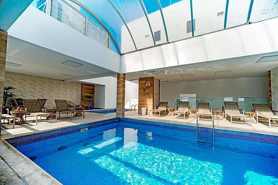 Hotel Plaza Camboriú