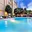 La Quinta Inn & Suites by Wyndham Raleigh Cary