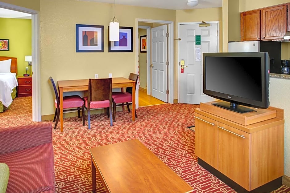 MainStay Suites Columbus Worthington