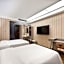 Hanting Hotel (Guangzhou Zhongshan Ba Metro Station)