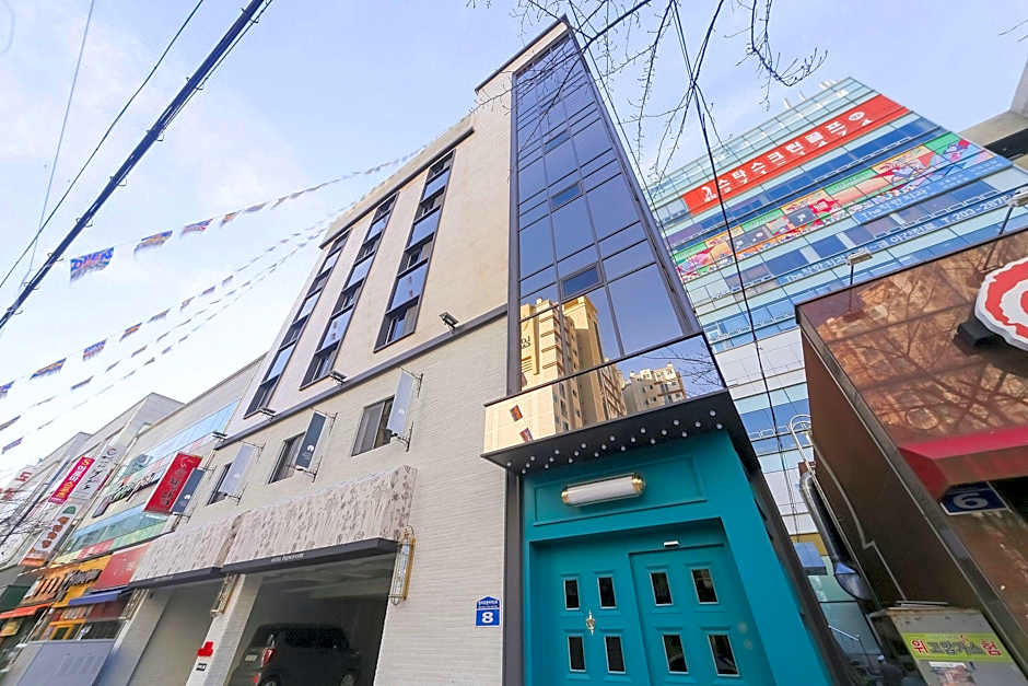 FrenchCode Hotel