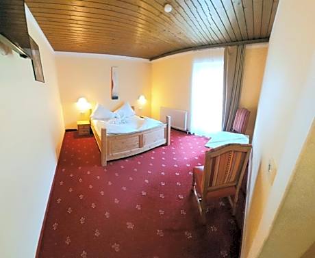 Economy Double Room