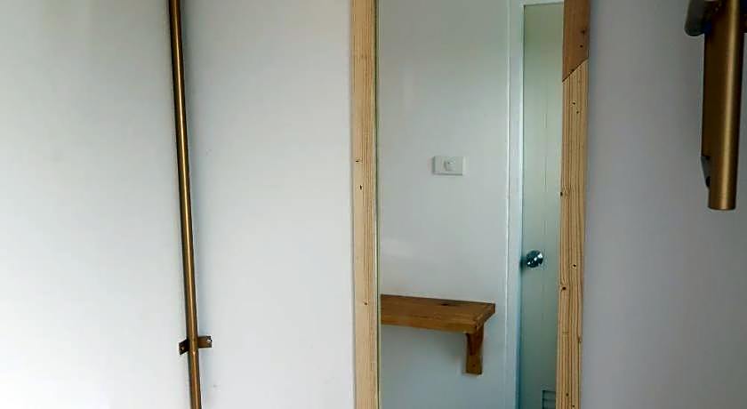 Baan URT Suratthani Airport Hotel