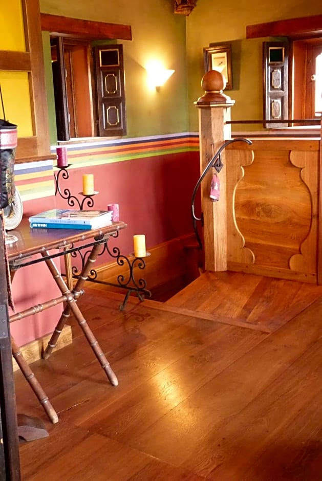 Les Folies de la Serve