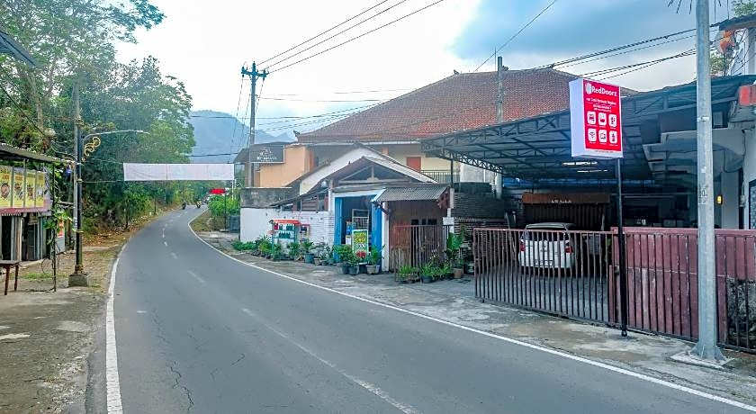 OYO 2519 Mayang Garini