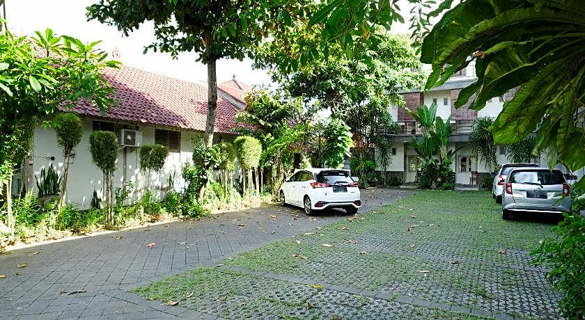 Urbanview Hotel Wayan Mansion