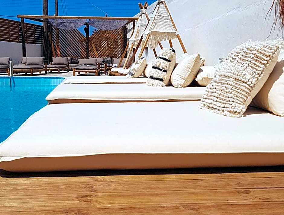 Mira Living Concept Suites Adults Only