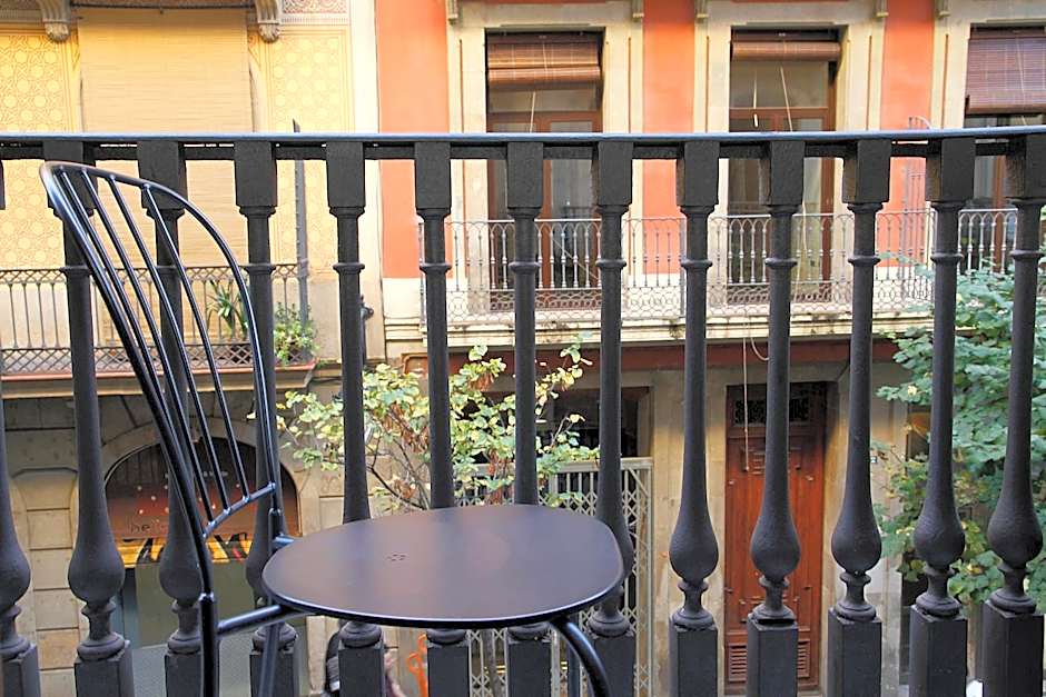 BCN Home Guest House