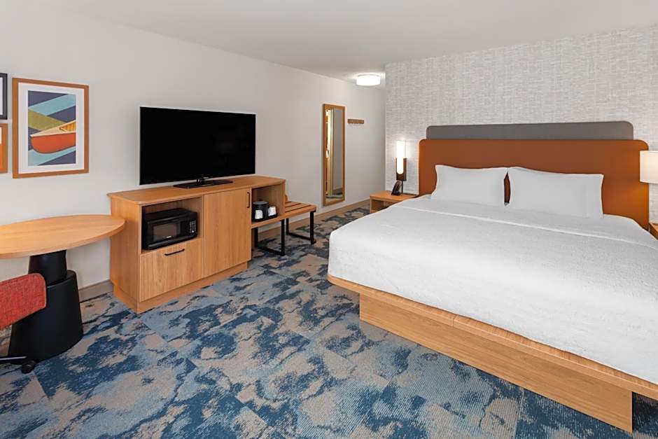 Hampton Inn & Suites Alexandria
