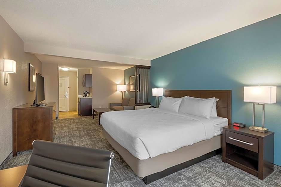 Best Western Watertown Inn and Suites