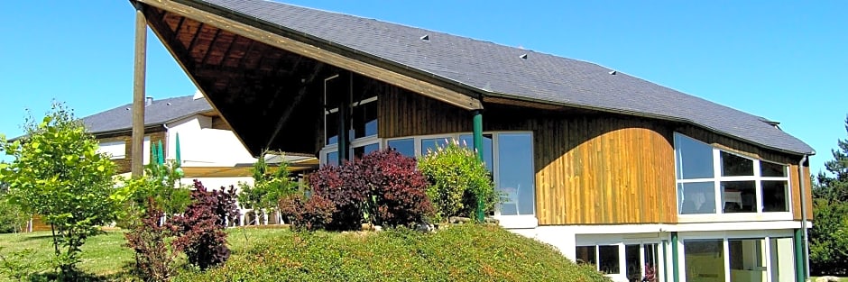 Logis Hotel Les Portes D'Apcher