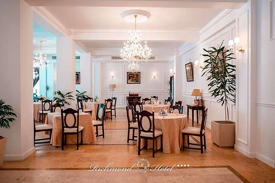 Richmond Hotel