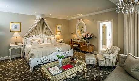 Master King Suite