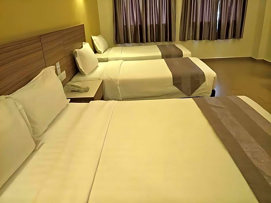 Grand Court Hotel