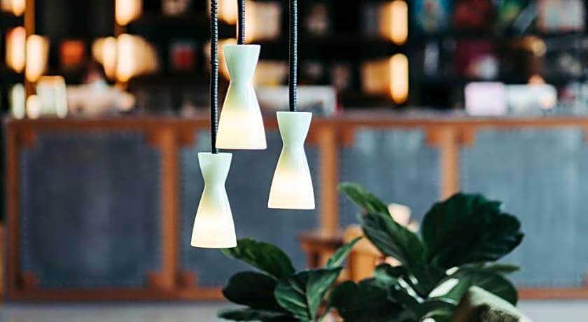 U.I.J Hotel&Hostel (UIJ)