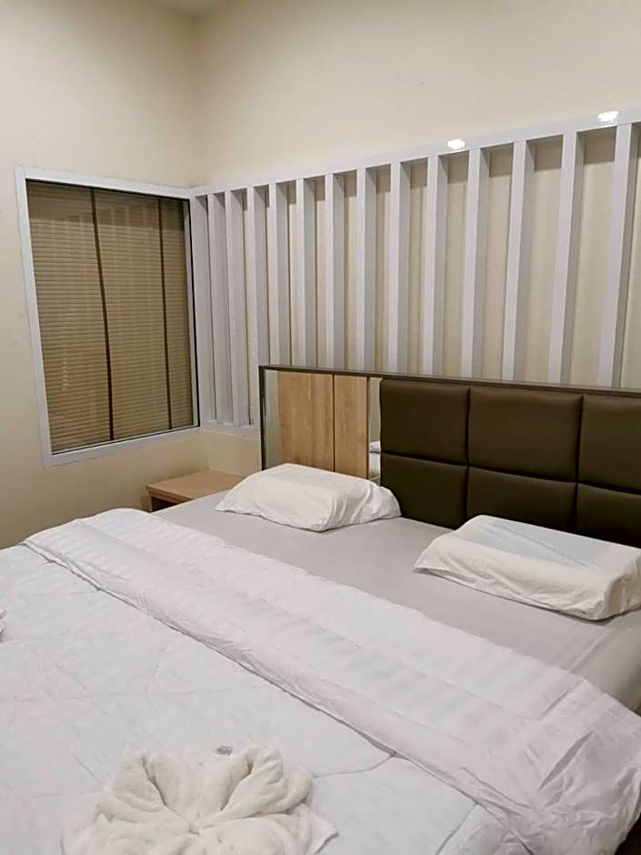 NST Boutique เอ็นเอสทีบูทีค