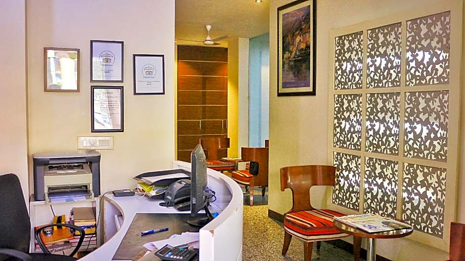 Stately Suites - Golf Course Road