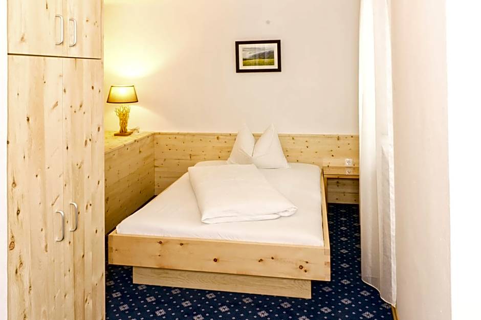 Pension & Residence Astoria