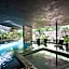 Luxe Jungle Apt 10min To Beach Hot Tub King