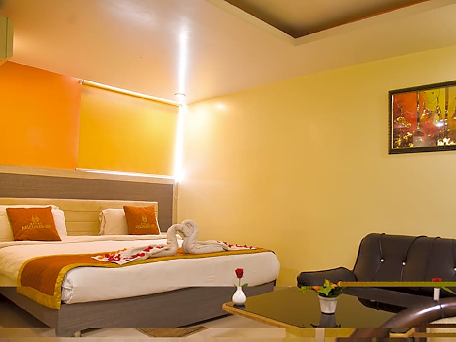Hotel Aalcajars Inn