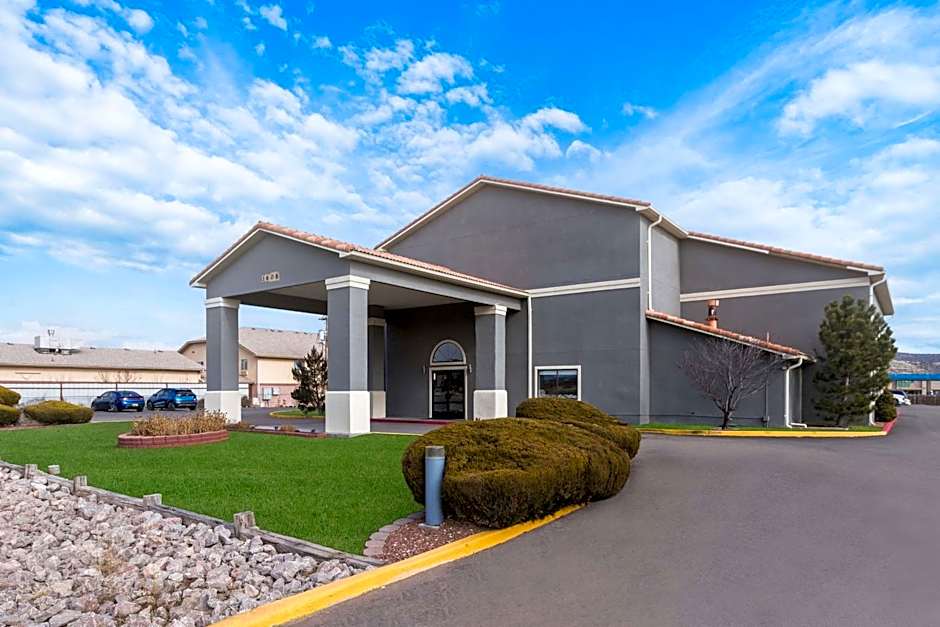 SureStay Hotel by Best Western Grants