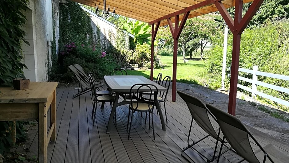 La Ferme de l'isle et sa Roulotte