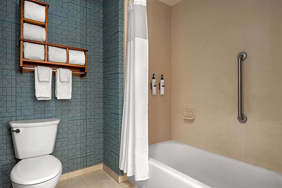Homewood Suites By Hilton Cincinnati-Downtown