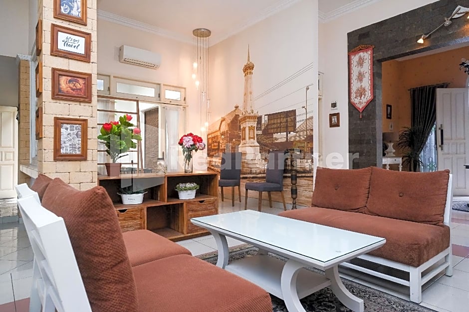 Just 11 Boutique Syariah Mitra RedDoorz near UGM Yogyakarta