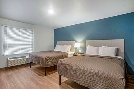 Queen Room with Two Queen Beds - Accessible/Non Smoking
