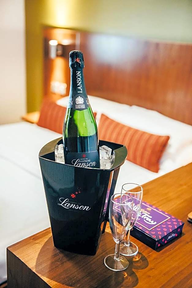 The Commercial Hotel