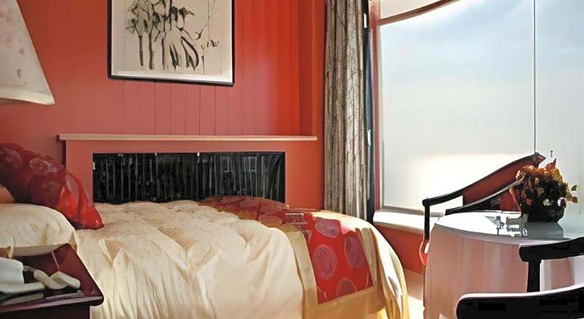 Qingdao Donghai Hotel