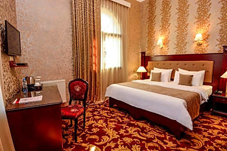 Superior Double or Twin Room with Balcony