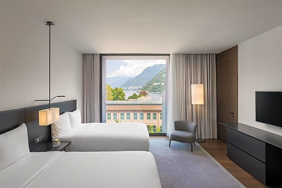 Hilton Lake Como