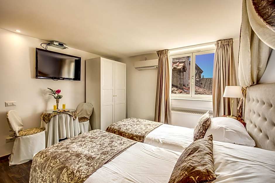 Pantheonview - Luxury Suites