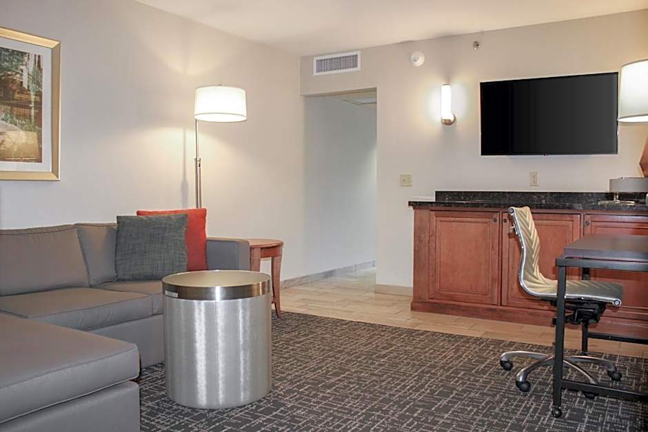 Holiday Inn Hotel & Suites Minneapolis-Lakeville By IHG