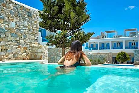 Double or Twin Room with Plunge Pool