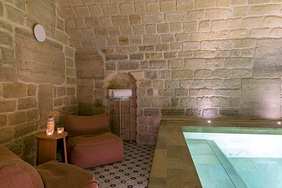 Le Petit Beaumarchais Hotel & Spa