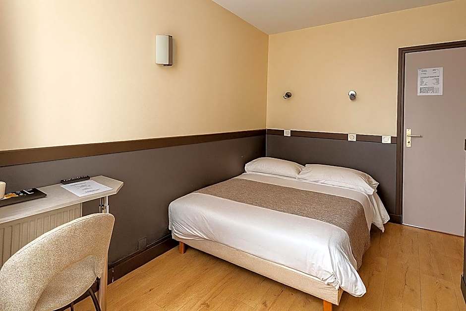 Hotel des Bains à 10 min de Paris