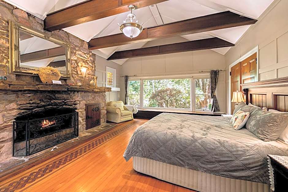 Arnica Views Summit Retreat