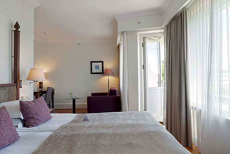 Elite Park Avenue Hotel