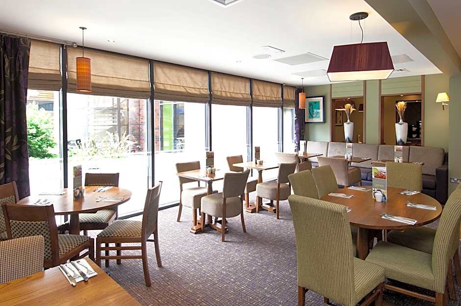 Premier Inn Leeds City Centre(Leeds Arena)