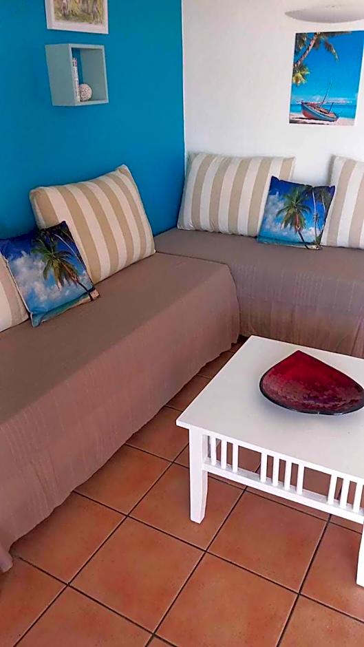 AppartMadinina 27 Sainte Luce 4-6 personnes vue mer