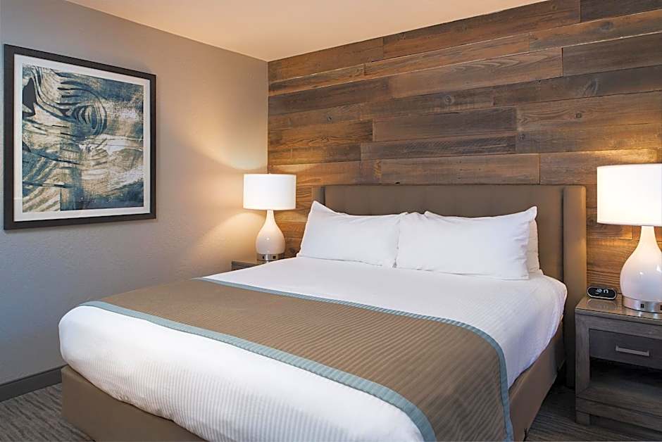 Hotel Azure