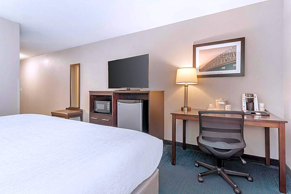 Best Western St. Clairsville Inn & Suites
