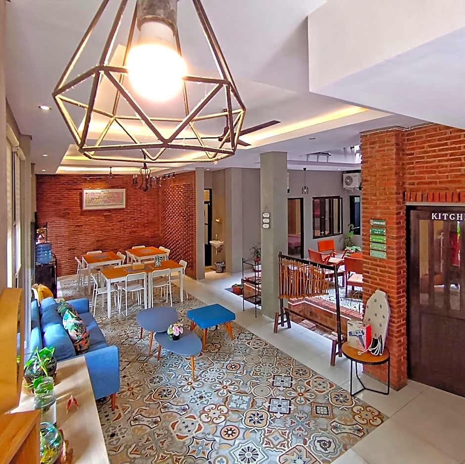 SaBi Guest House - Strategic Family -married couples only- Hostel in Prawirotaman