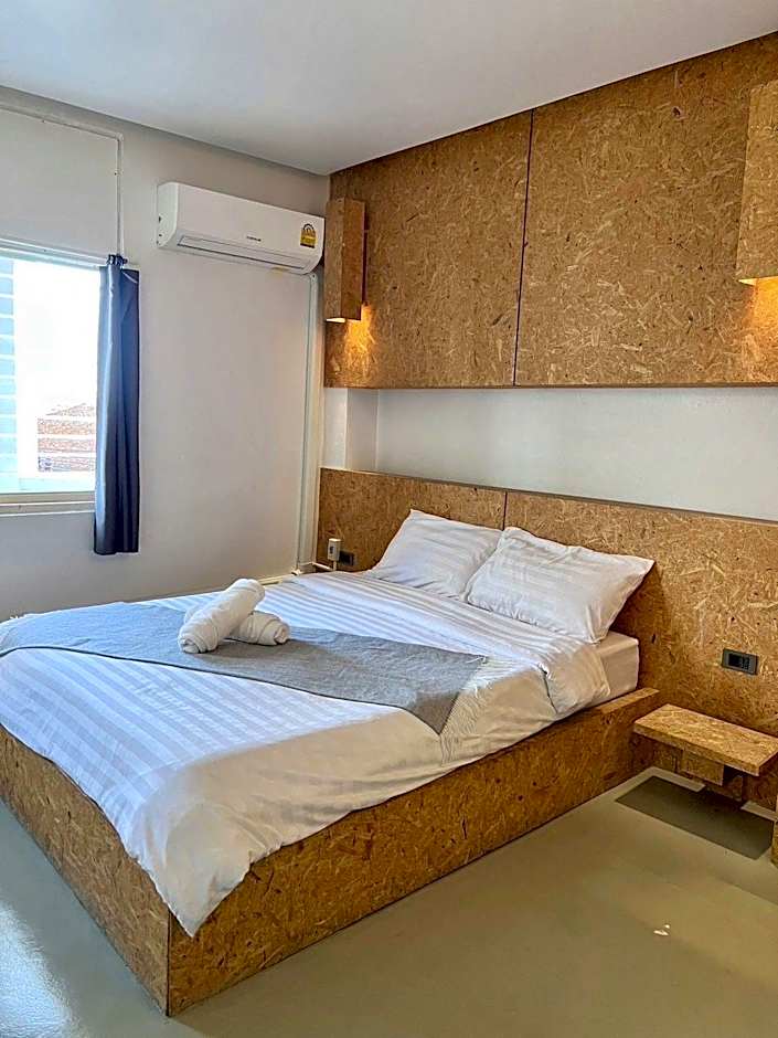 Hugger Guest House