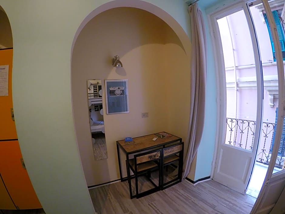 Victoria House Hostel