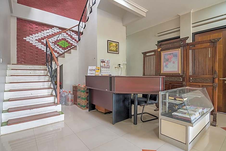 RedDoorz Syariah near Krida Nusantara