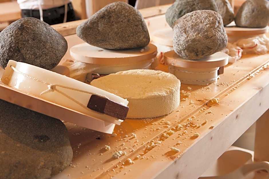 Relais & Châteaux IN LAIN Hotel Cadonau