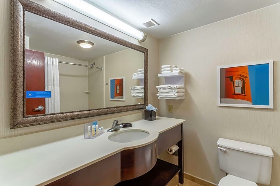 Hampton Inn By Hilton Boston-Peabody